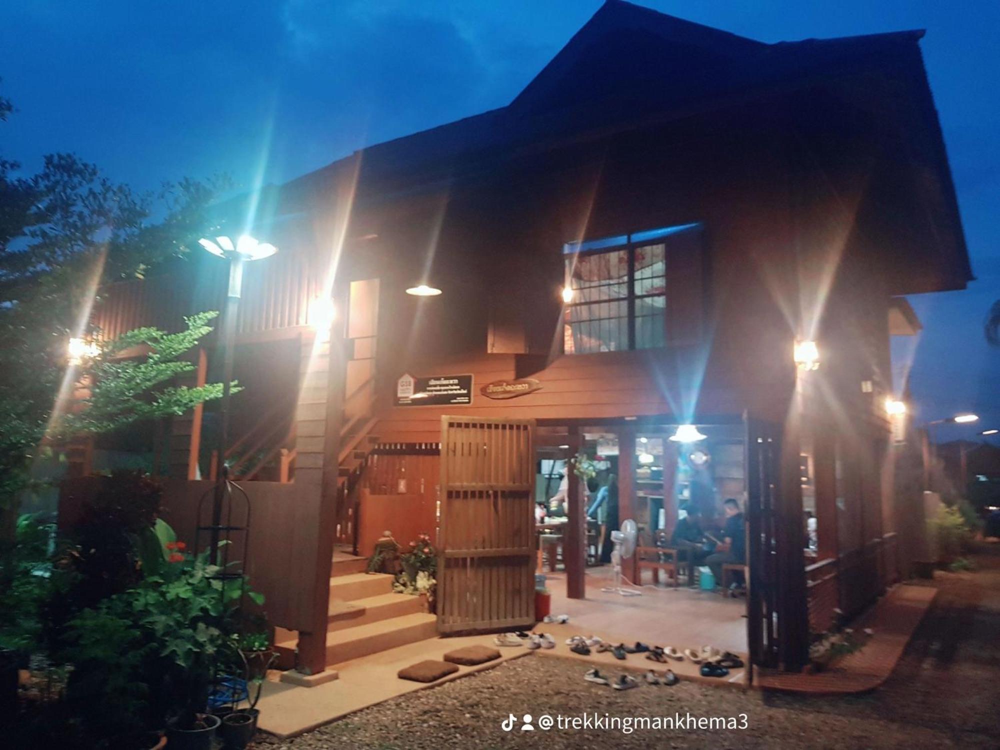 Kedthawa Homestay เฮือนเก็ดถะหวา Ban Cho Lae Buitenkant foto
