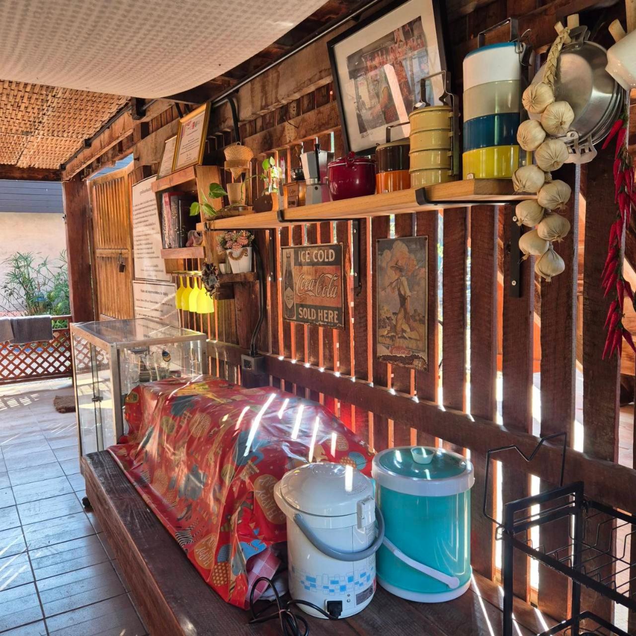 Kedthawa Homestay เฮือนเก็ดถะหวา Ban Cho Lae Buitenkant foto