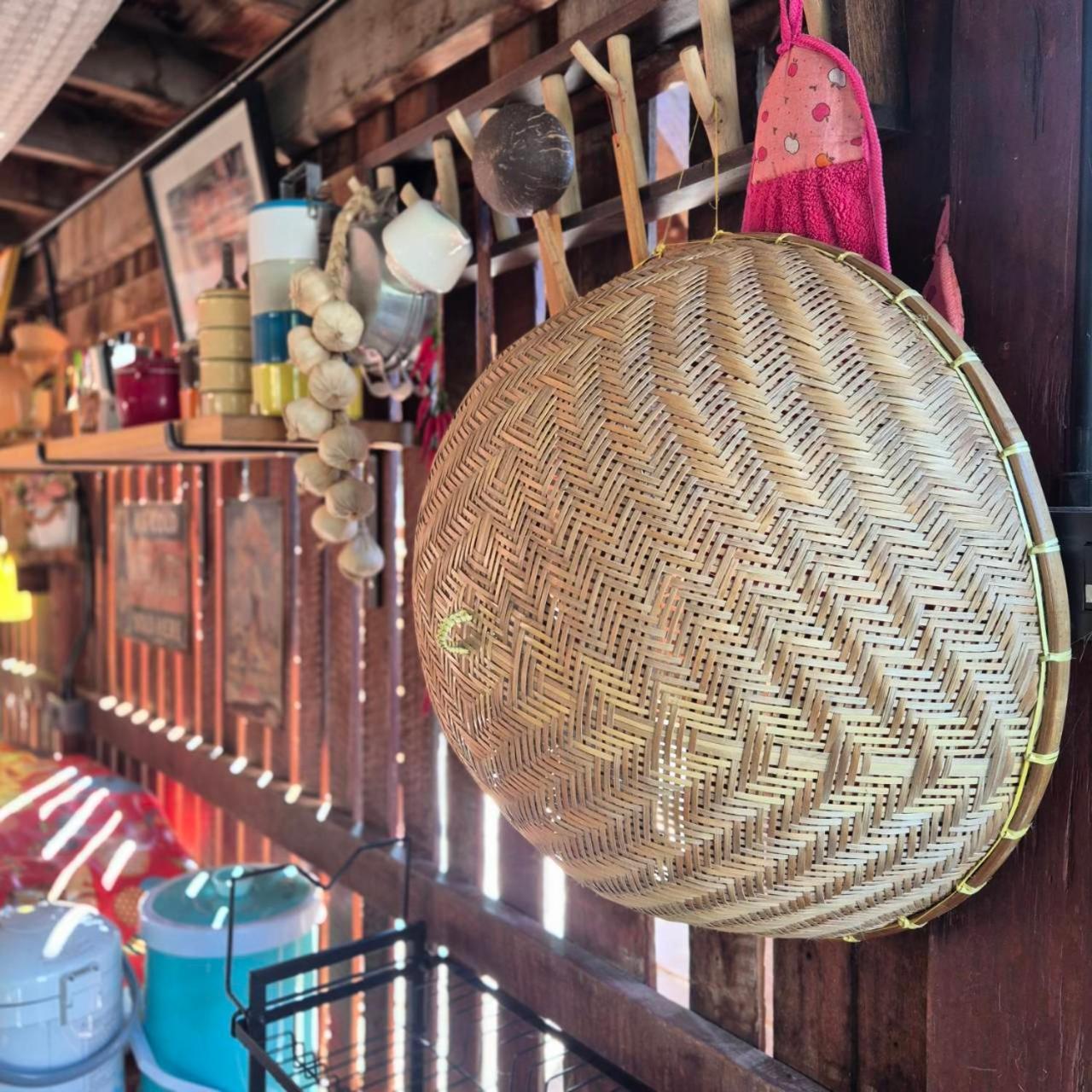 Kedthawa Homestay เฮือนเก็ดถะหวา Ban Cho Lae Buitenkant foto